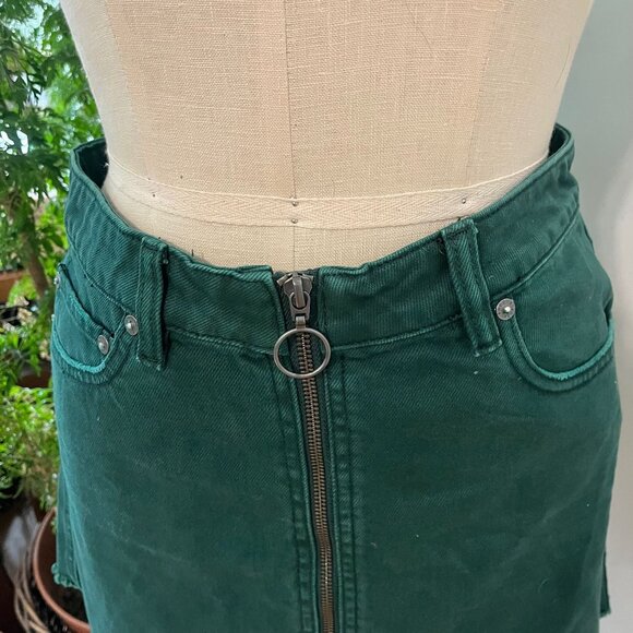 Free People We The Free Cotton Zip Up Women’s Size 26 Green Mini Denim Skirt - Picture 2 of 7